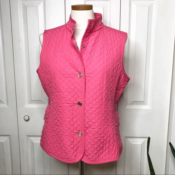 Talbots Jackets & Blazers - Talbots quilted lightweight vest, snap closure